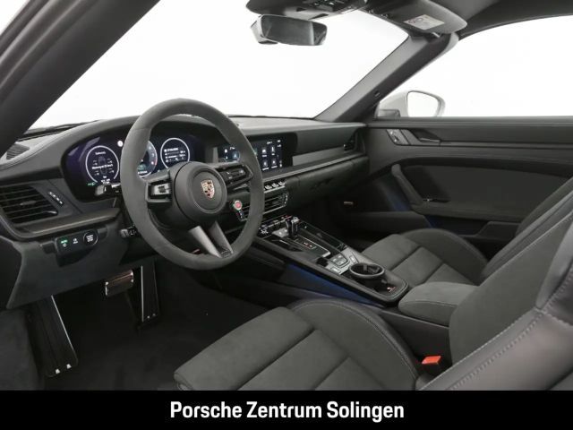 Porsche 911 Cabrio Carrera GTS