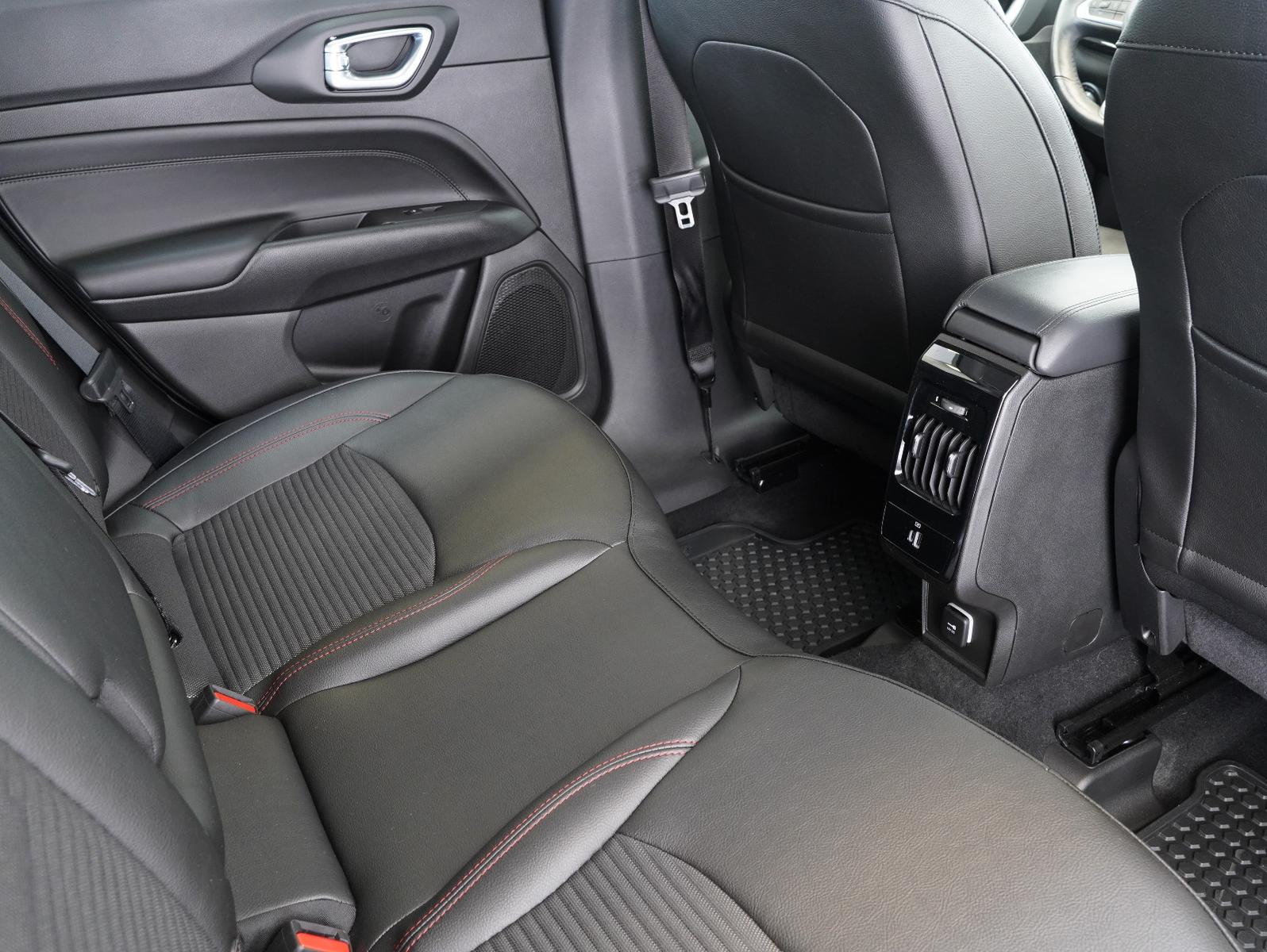 Jeep Compass Altitude Hybrid