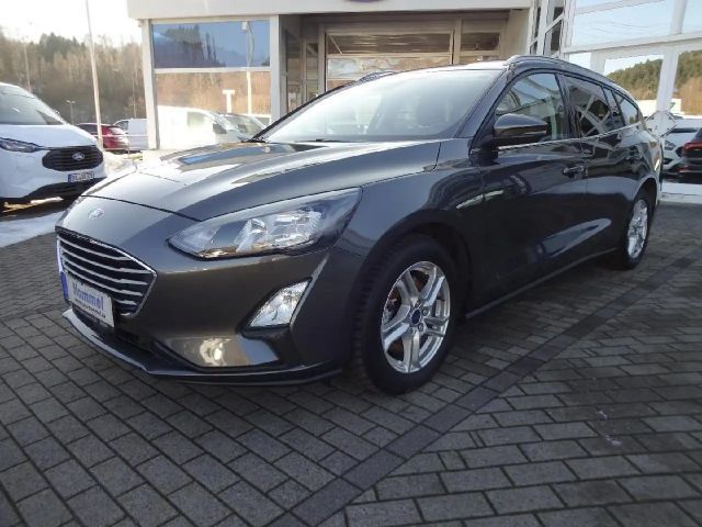 Ford Focus Cool & Connect