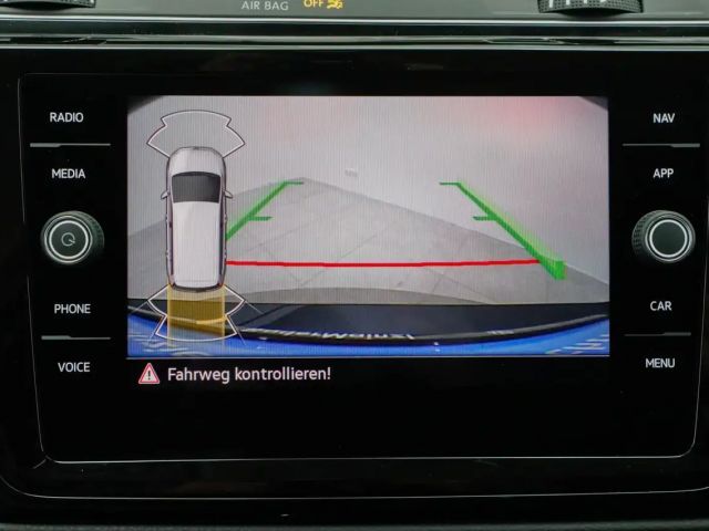 Volkswagen Touran 1.5 TSI DSG R-Line