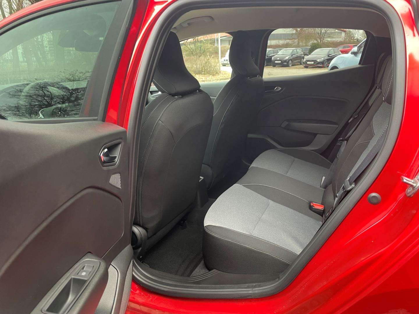 Mitsubishi Colt Plus Voll-LED/Rückfahrkam./CarPlay Navi dig