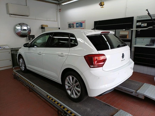 Volkswagen Polo 1.5 TSI DSG Highline