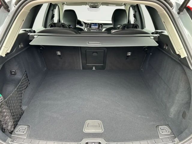 Volvo XC60 AWD Core