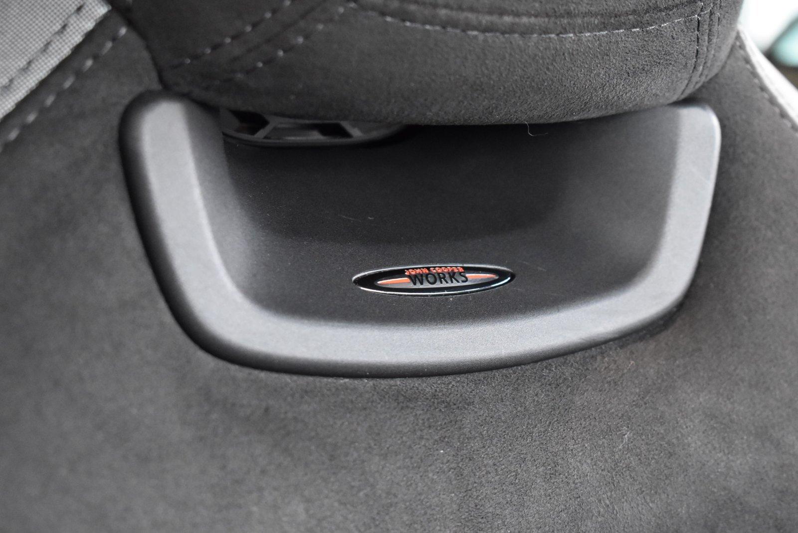 MINI Cooper John Cooper Works