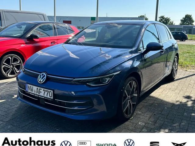 Volkswagen Golf 1.5 eTSI