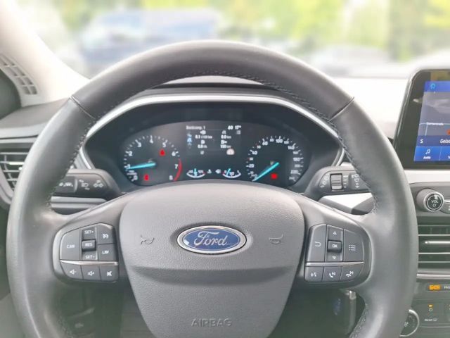 Ford Focus Cool & Connect Wagon