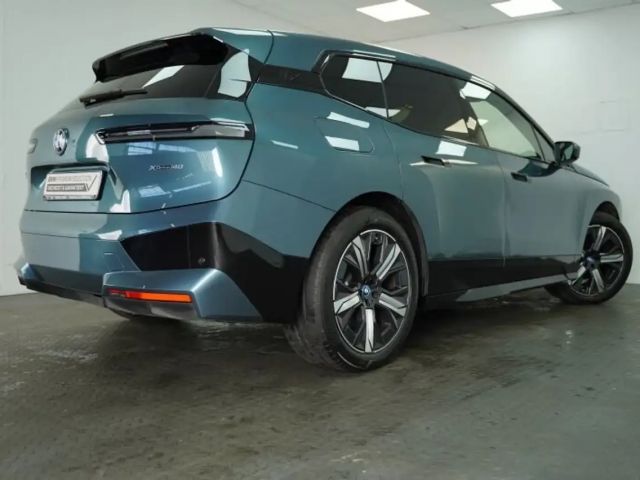BMW iX xDrive40