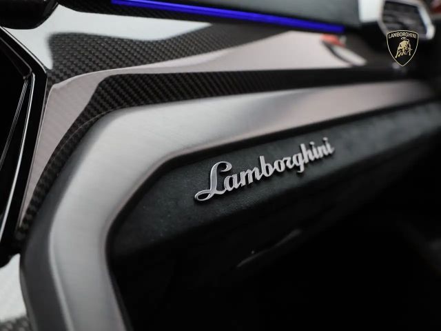 Lamborghini Urus Performante