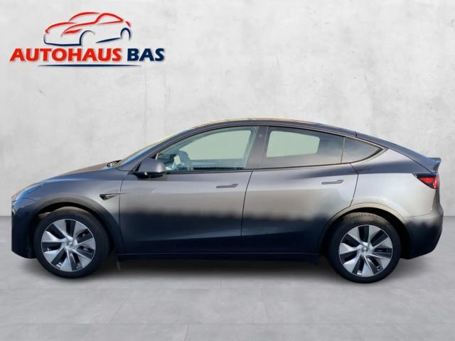 Tesla Model Y AWD Long Range