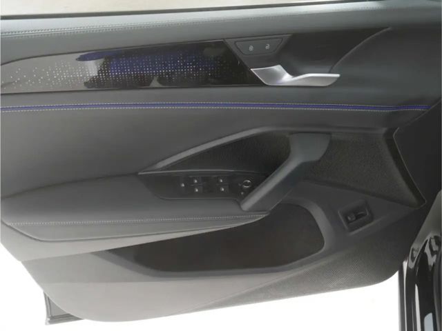 Volkswagen Tiguan 2.0 TDI DSG R-Line Style