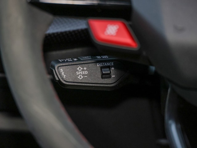 Audi RS3 Quattro S-Tronic Sedan