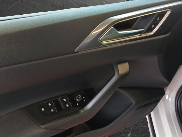 Volkswagen Taigo 1.0 TSI DSG Style