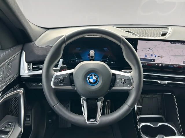 BMW iX2 eDrive20