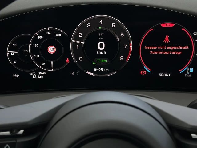 Porsche Panamera 4 E-Hybrid