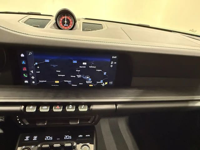 Porsche 992 Cabrio Carrera GTS