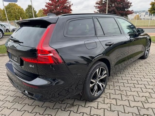 Volvo V60 Dark Plus