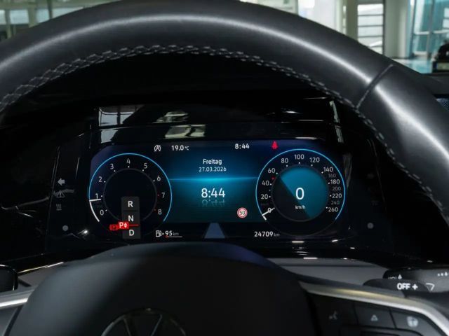 Volkswagen Golf 2.0 TSI Golf VIII Style