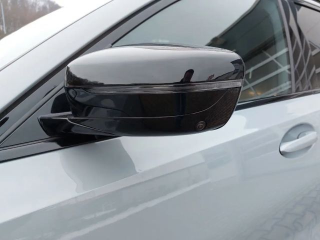 BMW 320 320d M-Sport Touring xDrive