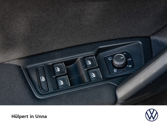 Volkswagen Tiguan Tiguan 2.0 ACTIVE AHK KAMERA ALU18" NAVI SITZHEIZ
