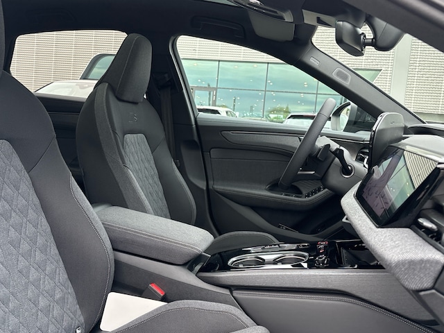 Audi A6 e-tron Quattro