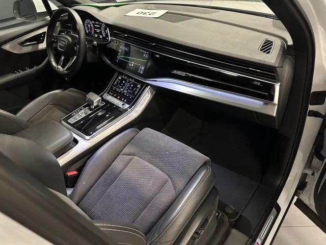 Audi Q7 55 TFSI Quattro S-Line