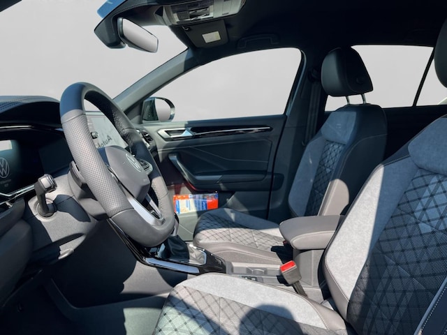 Volkswagen T-Roc 1.5 TSI DSG R-Line