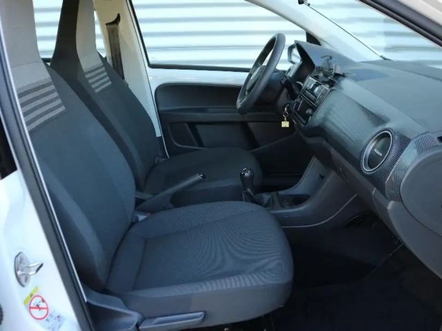 Volkswagen up! Move Move up!