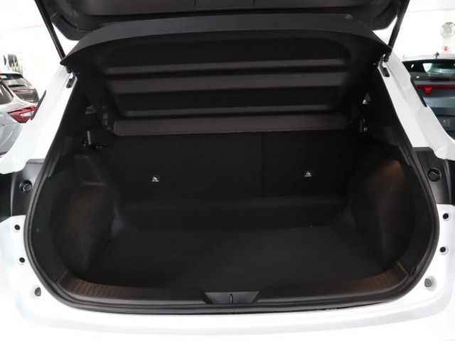 Nissan Qashqai 1.3 AT MHEV MJ2025 Carplay LED Klimauto