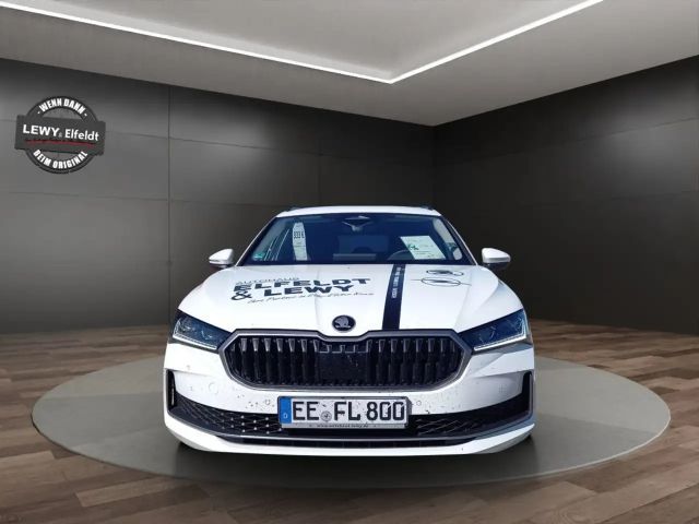 Skoda Superb 2.0 TDI Combi Selection