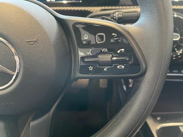 Mercedes-Benz A 250 A 250 e Hatchback