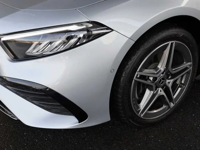 Mercedes-Benz A 250 A 250 e AMG Line