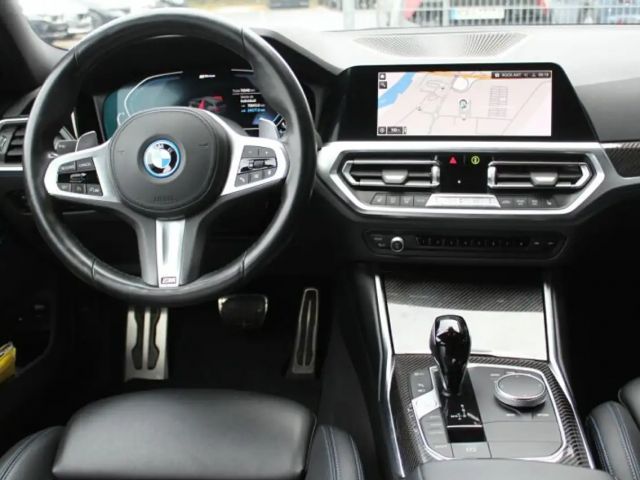 BMW 330 330e M-Sport Touring xDrive