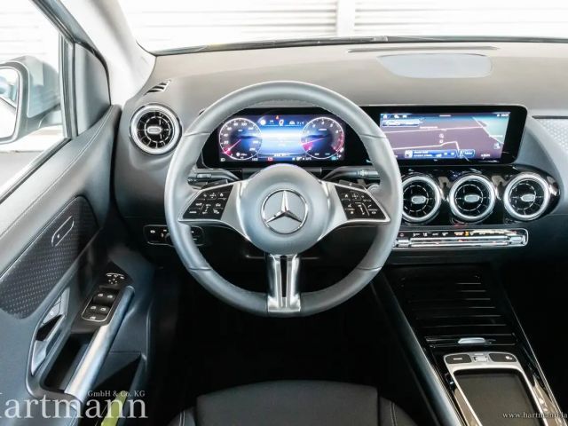 Mercedes-Benz B 200 Progressive