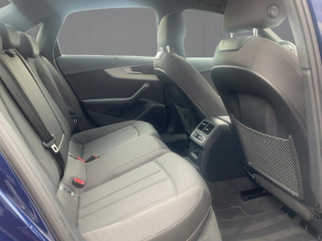 Audi A4 40 TDI S-Tronic Sedan