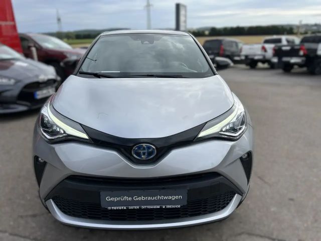 Toyota C-HR Hybride Team D