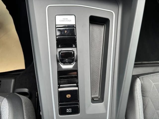 Volkswagen Golf 1.5 TSI DSG Golf VIII