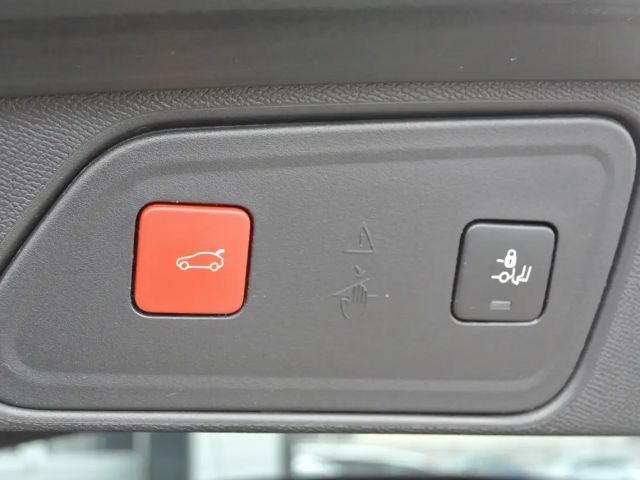 Peugeot 3008 EAT8 GT-Line Hybrid4