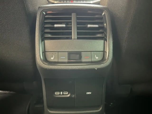 Skoda Octavia 1.5 TSI Combi Tour