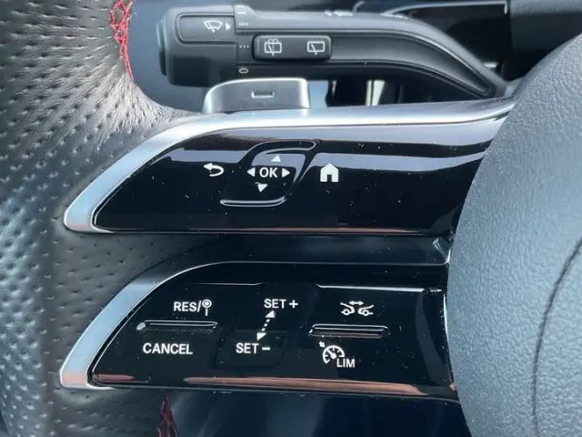 Mercedes-Benz GLA 200 AMG Line GLA 200 d