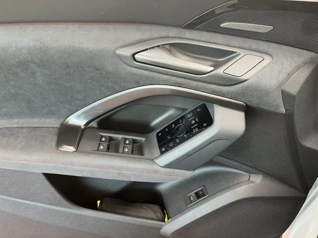 Audi Q5 SUV edition one MMI pro/AHK/StHz/Interieur S-