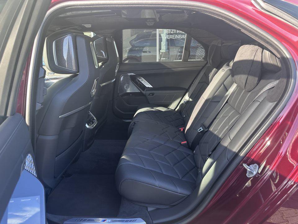 BMW i7 M70 Sedan xDrive