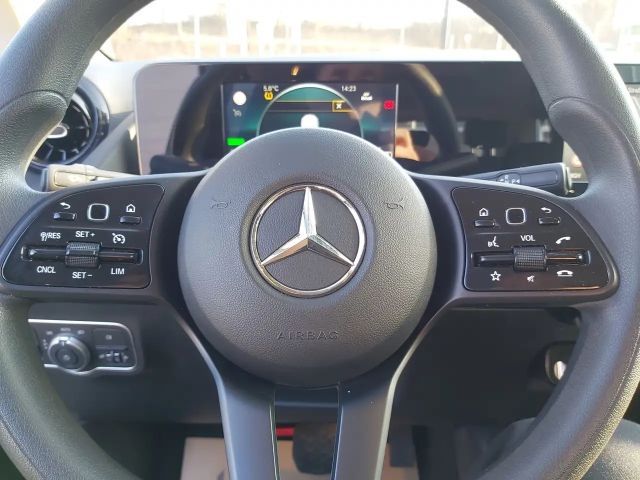 Mercedes-Benz B 250 B 250 e