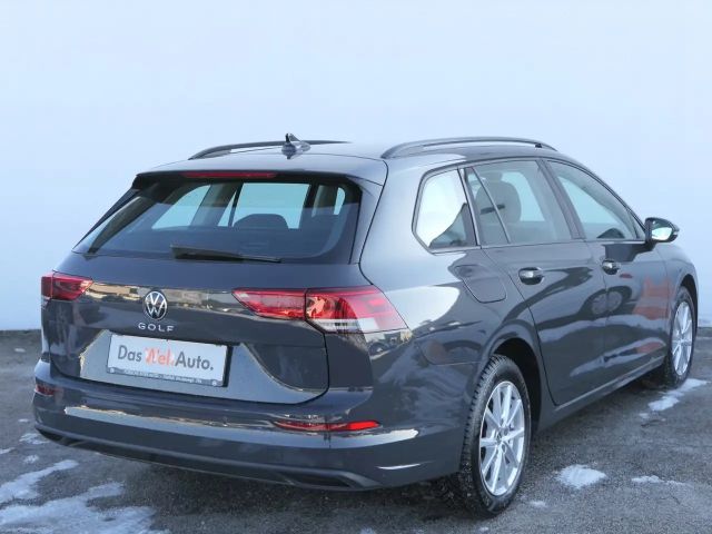 Volkswagen Golf Life Variant