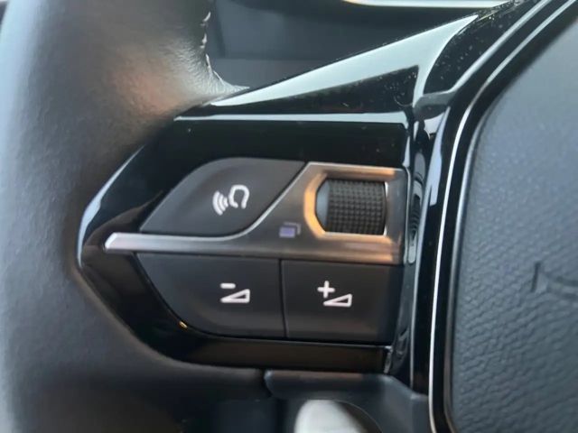 Peugeot E-208 Allure Pack