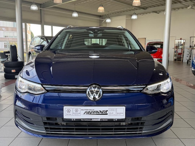 Volkswagen Golf Life Variant