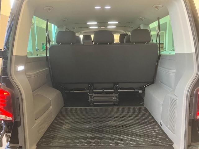 Volkswagen Caravelle 2.0 TDI DSG Lang T6