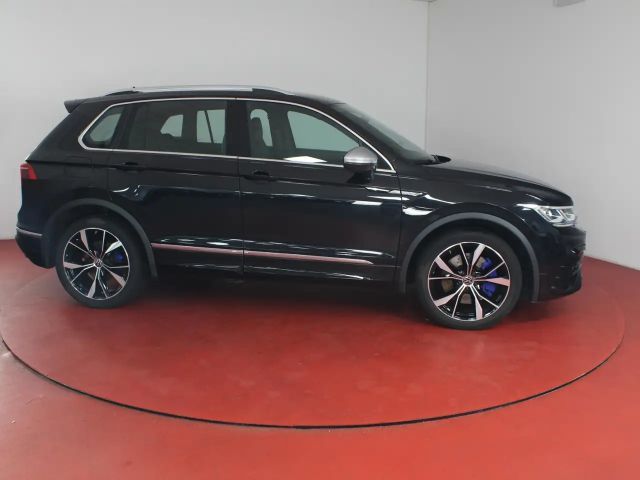 Volkswagen Tiguan 2.0 TSI IQ.Drive