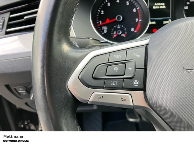 Volkswagen Passat 1.5 TSI Business DSG Variant