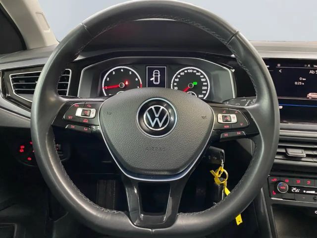 Volkswagen Polo 1.0 TSI DSG Highline