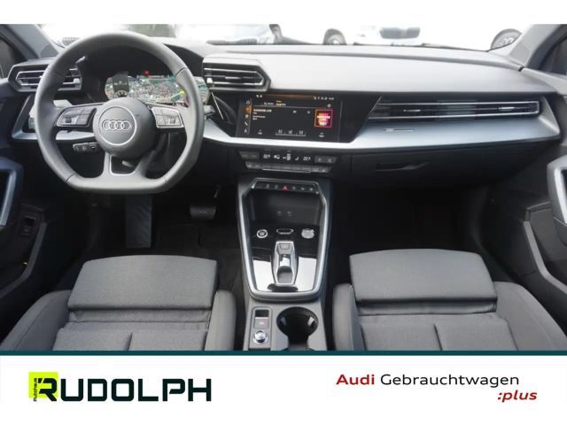 Audi A3 35 TFSI S-Tronic Sedan